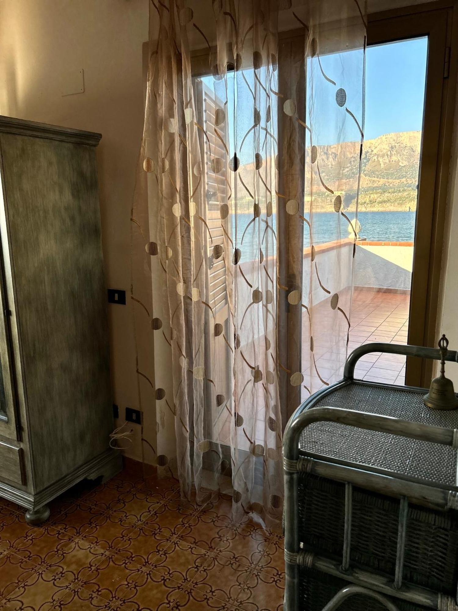 Casa Vacanza Barbera - In Riva Al Mare Βίλα Trappeto  Εξωτερικό φωτογραφία