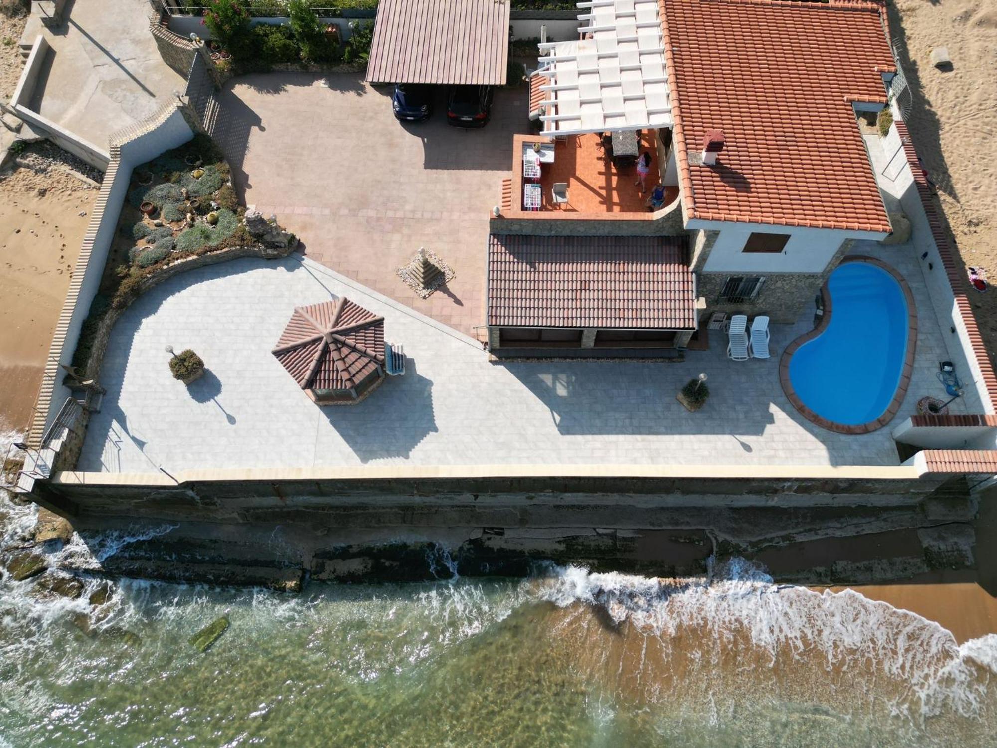 Casa Vacanza Barbera - In Riva Al Mare Βίλα Trappeto  Εξωτερικό φωτογραφία